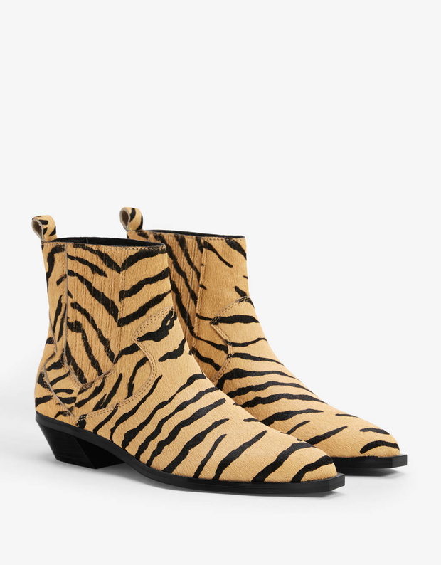 Buty Bershka, 349 zł