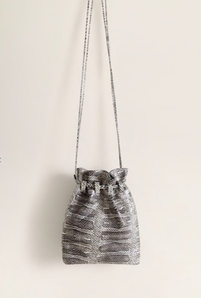 Mini worek skórzany z wężowym motywem Mango 229,90 zł
