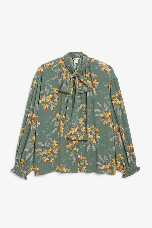 Monki, ok. 120 zł