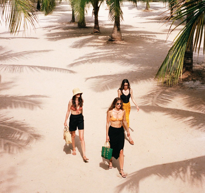 &Other Stories_The Toulin sisters swim collection (4)2