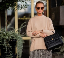 Trendy 2019: najmodniejsze swetry na jesień, które będziecie nosić cały sezon