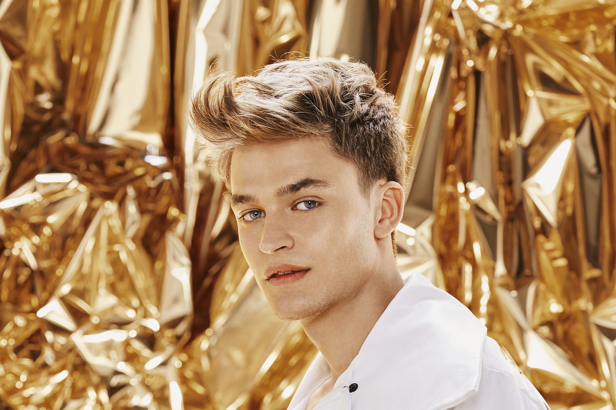 Top Model 8: Kim jest Denis Chmielewski?