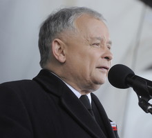 PiS przegłosował ustawę o zakazie edukacji seksualnej