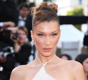 Bella Hadid najpiękniejszą kobietą na świecie. Ma idealne wymiary i proporcje według matematycznych obliczeń