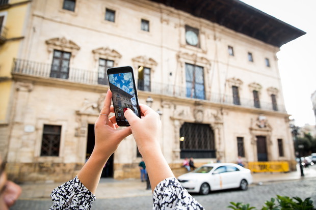 Google Asystent, Google Maps, Google Translate i Google Arts&Culture to aplikacje, ułatwiające podróżowanie i nie tylko!
