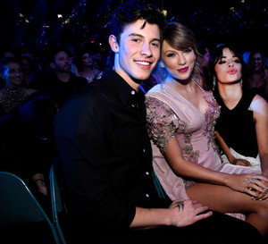 Shawn Mendes i Taylor Swift nagrali wspólny utwór. Będzie hit?