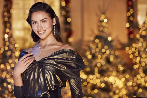 Świąteczna kampania Apart z uczestnikami Top Model 8 i Małgorzatą Sochą
