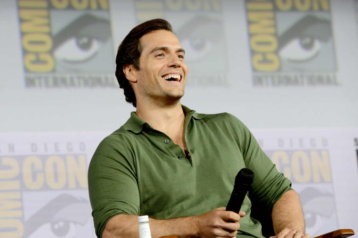Henry Cavill w Polsce! Serialowy „Wiedźmin” i reszta obsady przyleci promować serial Netflixa