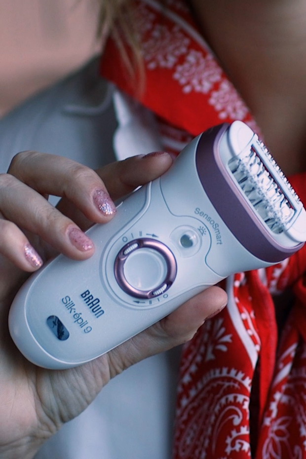 Depilacja depilatorem bez tajemnic. Czy jest lepsza niż zwykłą maszynką? Przetestowałam depilator Braun Silk-épil 9 SensoSmart™ i oto, co o tym myślę