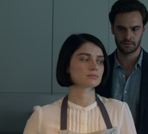 „Co kryją jej oczy” to nowy hit Netflixa. To serial na podstawie bestsellerowego thrillera