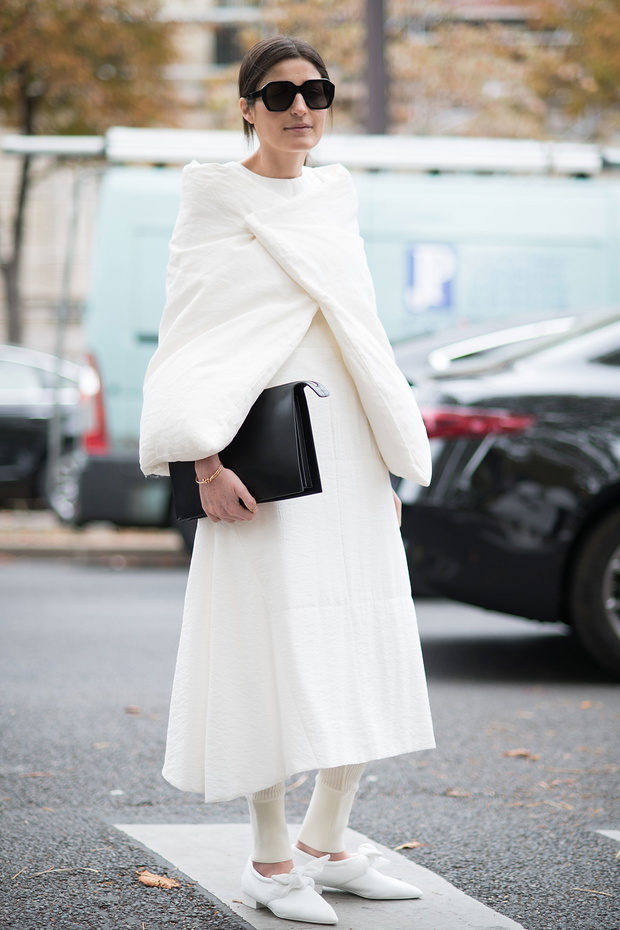 Street Style : Paris Fashion Week Womenswear Spring/Summer 2019 : Day Nine