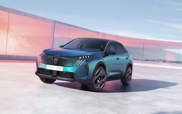 PEUGEOT_E3008_LONG_RANGE_2412STYP_003_FR
