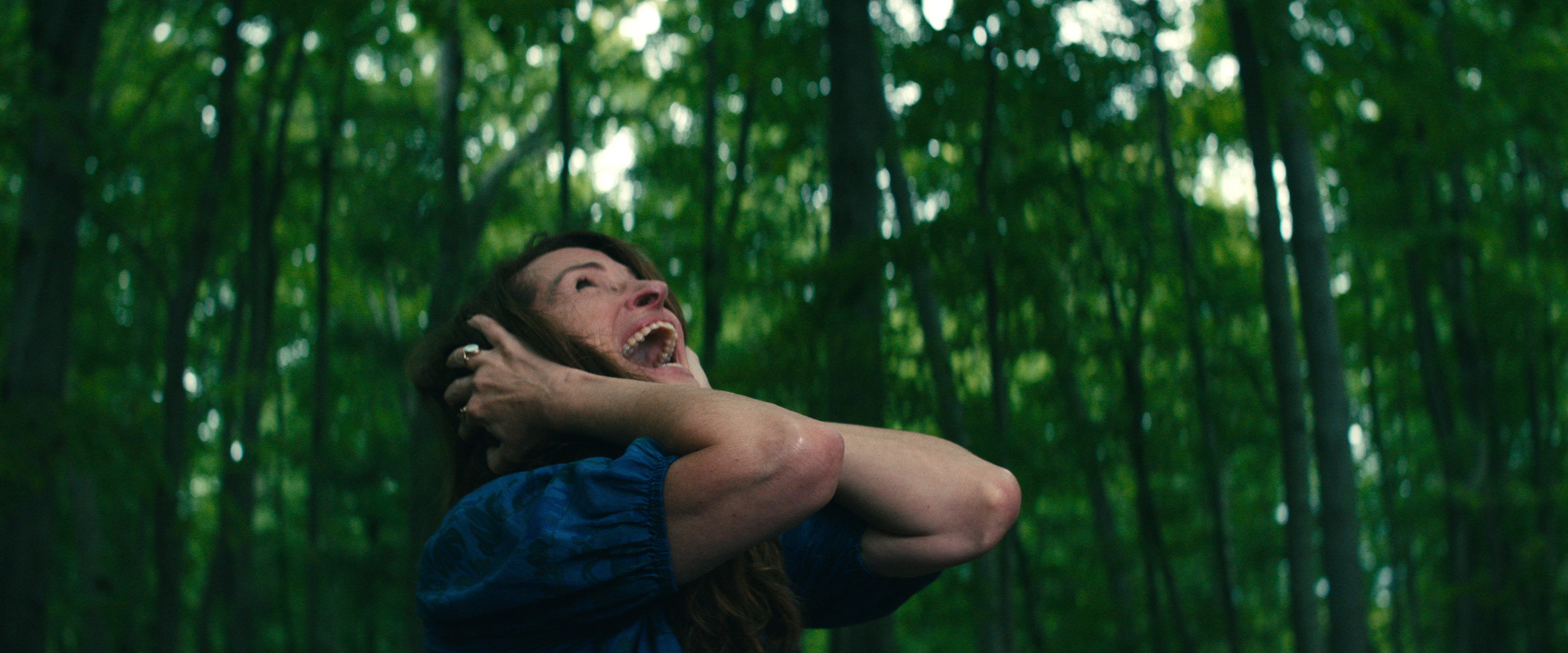 LEAVE THE WORLD BEHIND (2023) Julia Roberts as Amanda.  CR: Courtesy NETFLIX
