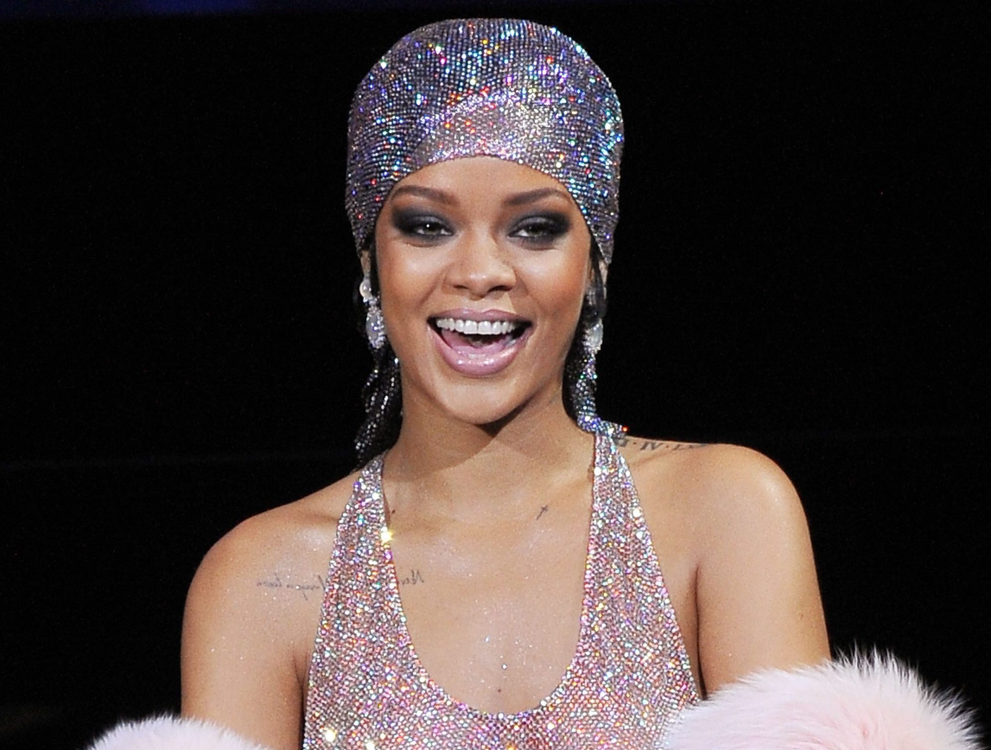 rozświetlacz Fenty Beauty