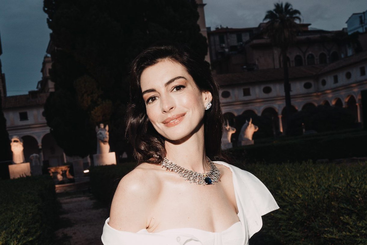 krem przeciwzmarszczkowy Anne Hathaway