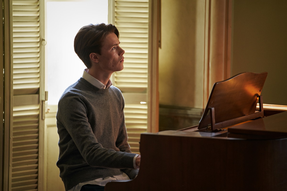 Edvin Ryding as Willhelm in Young Royals