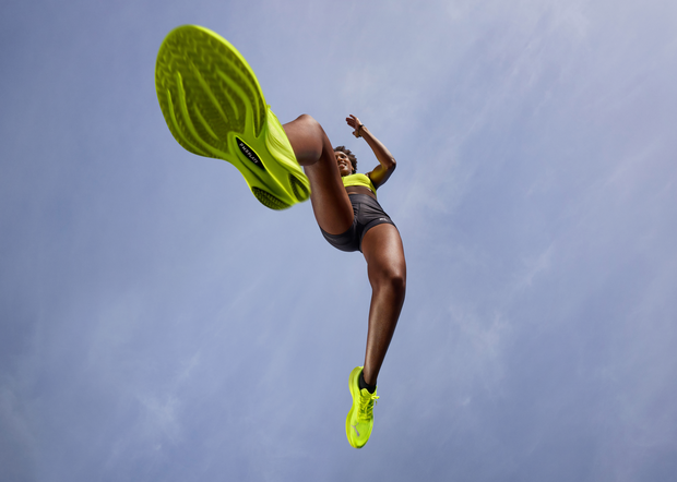 LOW RES 2000x2000-25SS_BR_Brand-Campaign-Running_HEAL_Deviate-KLFeb_45626_RGB