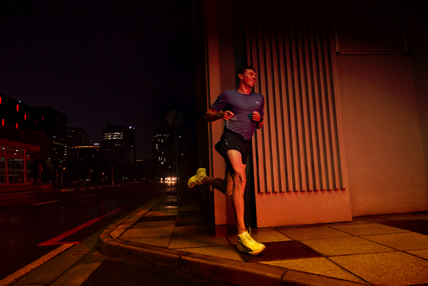 LOW RES 2000x2000-25SS_BR_Brand-Campaign-Running_EARLY-RISER_Deviate-KlFeb_54496_RGB