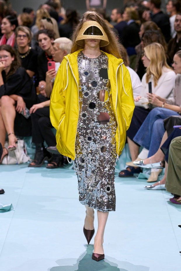 Prada S25 045