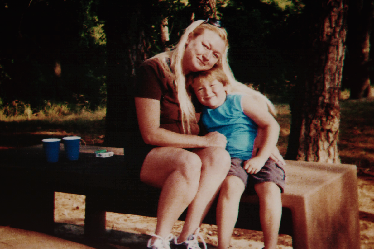 I_Just_Killed_My_Dad_Season1_Episode2_00_09_01_13