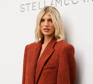 Stella McCartney - Paris Fashion Week RTW Spring 2025 - Arrivals