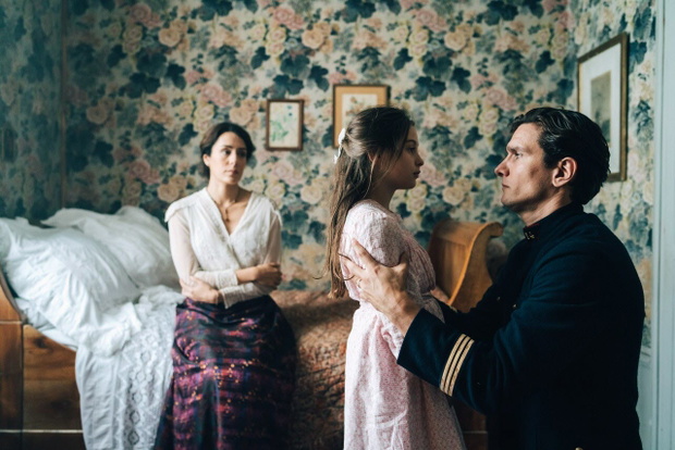 Kobiety-na-wojnie-serial-Netflix-recenzja-opinie-2
