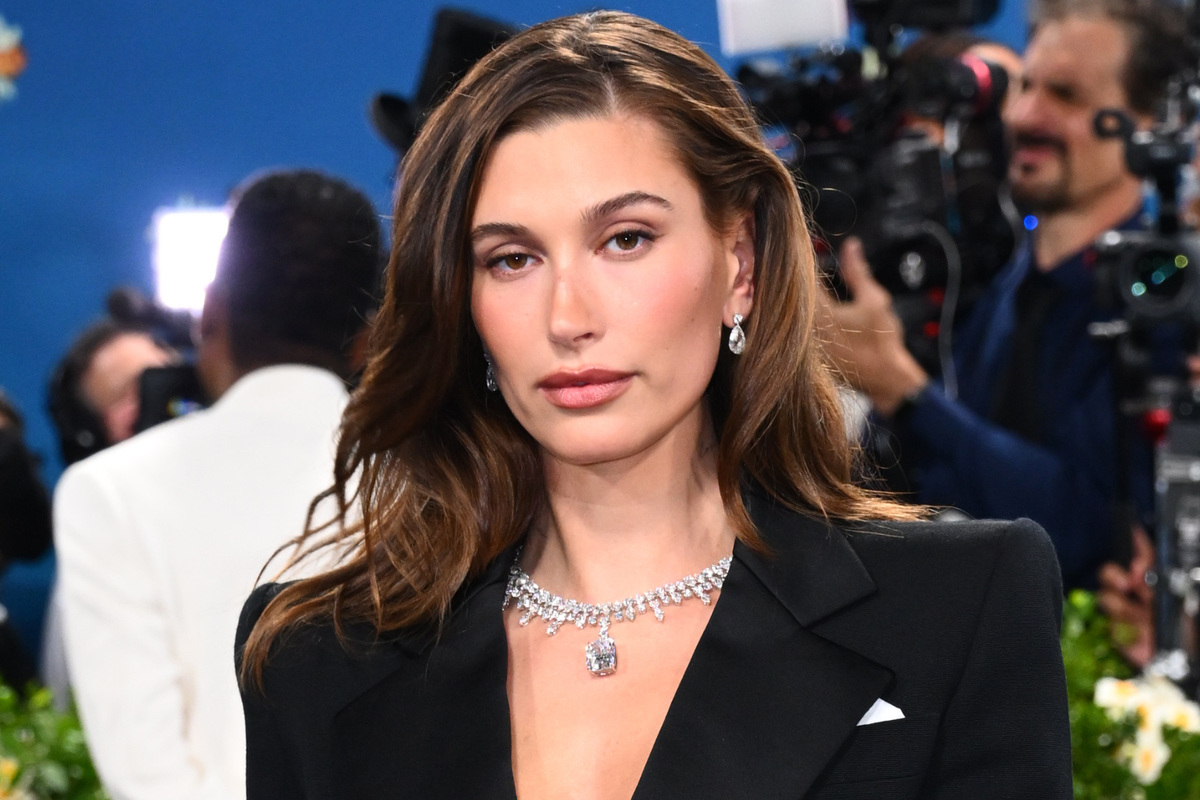 Hailey Bieber