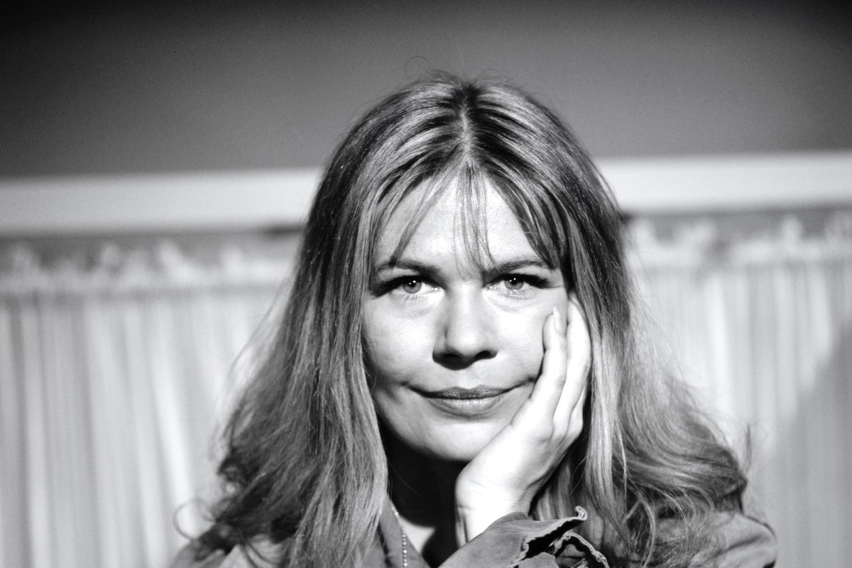 Loretta Swit