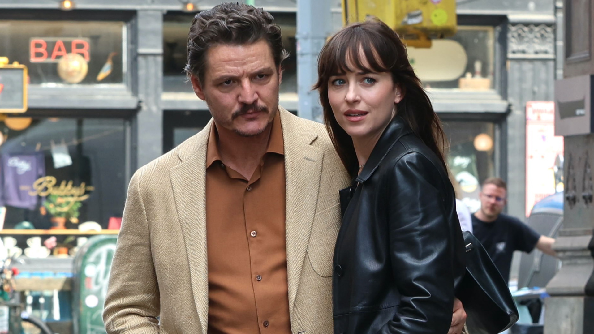 Dakota Johnson i Pedro Pascal