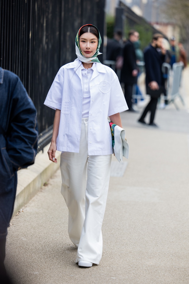 Street Style - Paris Fashion Week - Womenswear Fall/Winter 2025/2026 - Day Seven