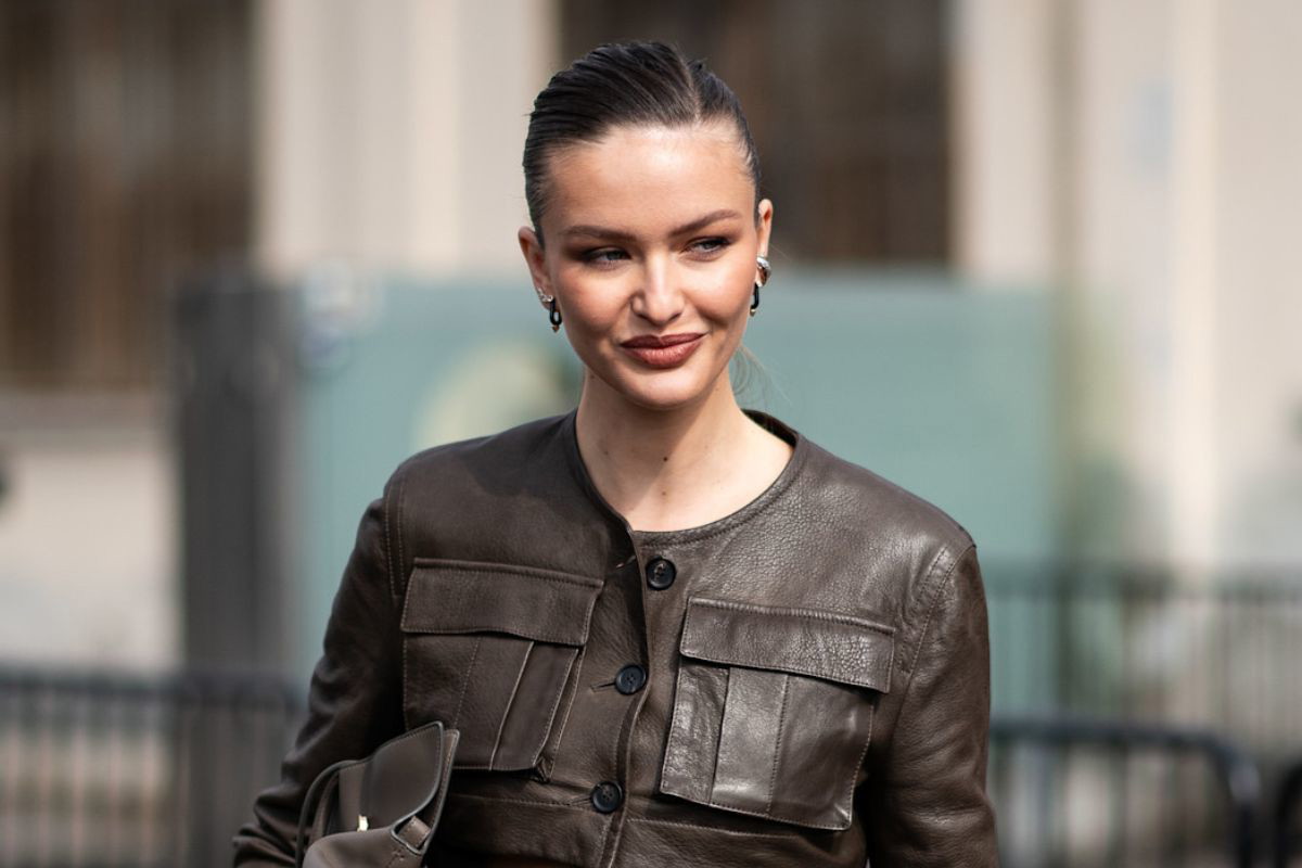 Tusz do rzęs Eveline Lashes Show: Sekret olśniewających, długich i gęstych rzęs