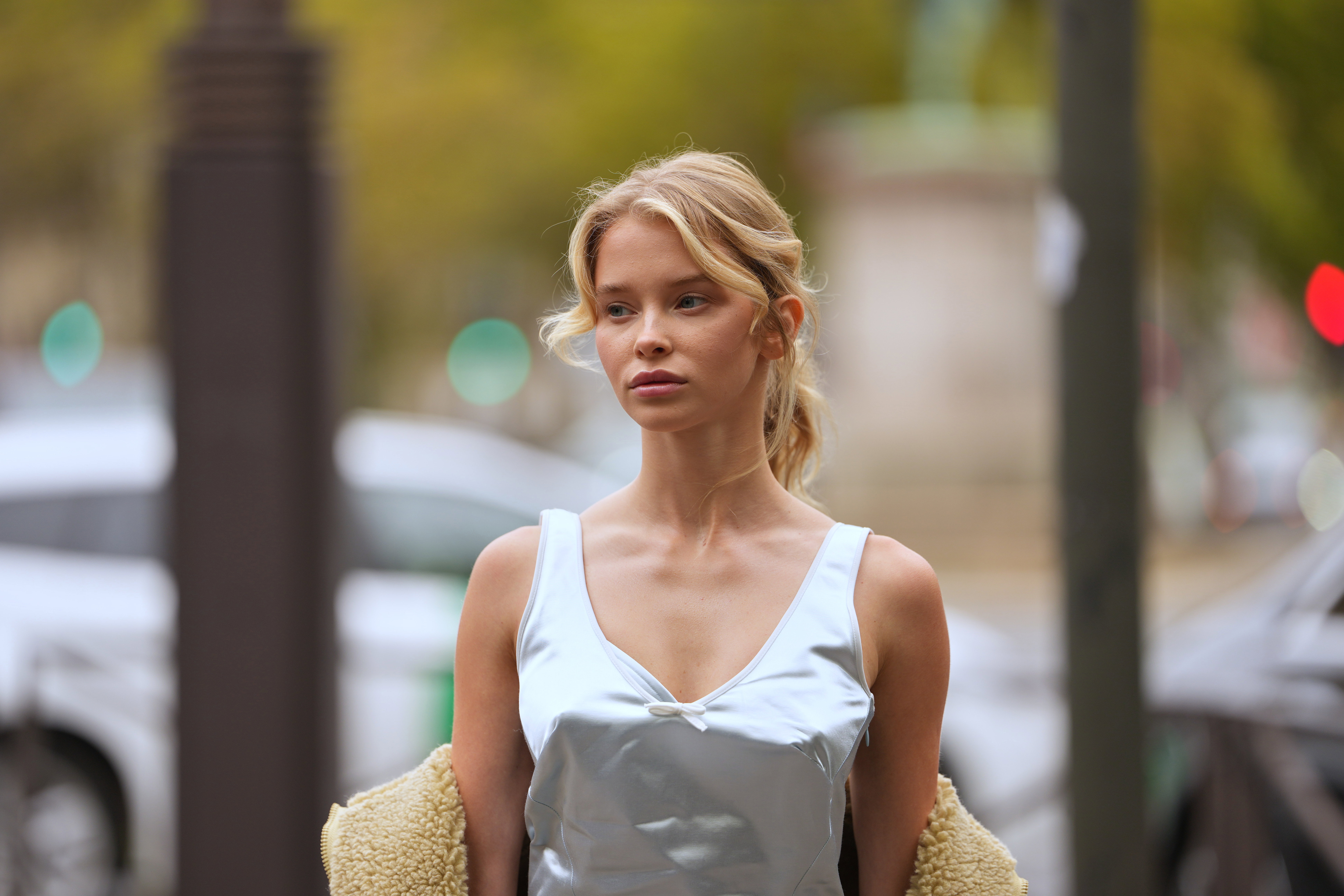 Street Style - Paris Fashion Week - Womenswear Spring Summer 2026 - Day Eight