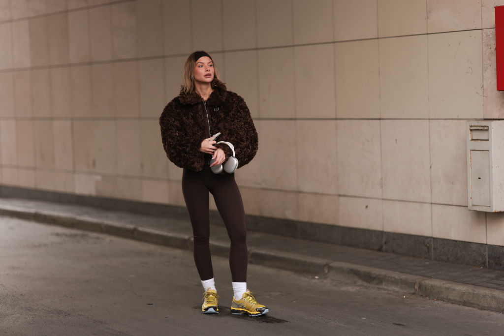 Te 5 elementów m w szafie każda „fit goddess”.