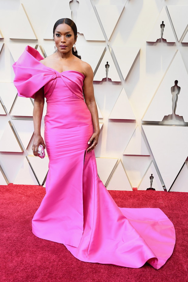 Oscary 2019: Angela Bassett w sukni Reem Acra