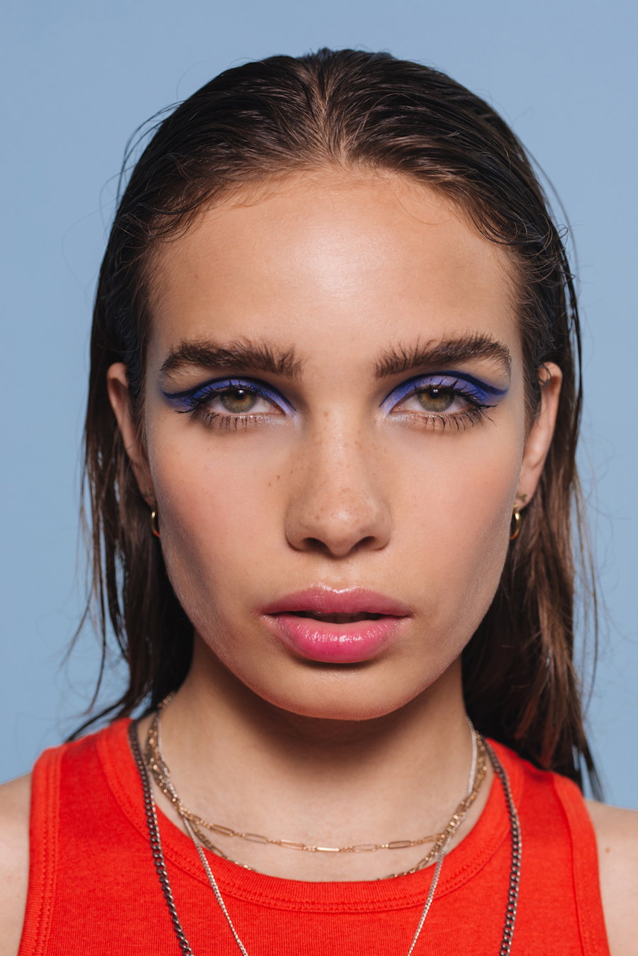 Dziewczyna Brooklyna Beckhama wzięła udział w kampanii nowej linii kosmetyków Bershka Beauty