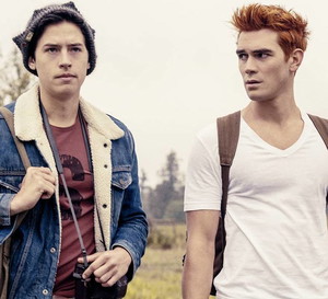Powstanie spin-off serialu „Riverdale”! Zagra w nim gwiazda „Słodkich kłamstewek”
