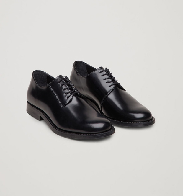 Buty COS, ok. 400 zł