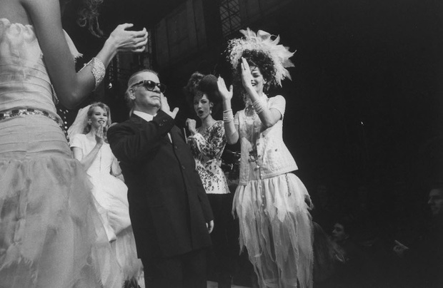 Karl Lagerfeld, 1992