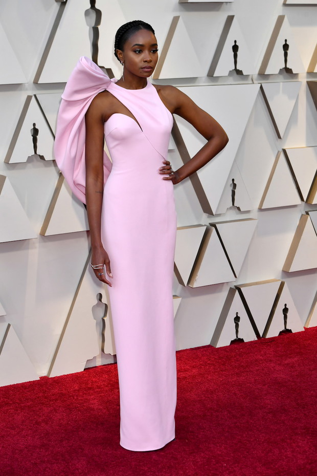 Oscary 2019: KiKi Layne w sukni Versace
