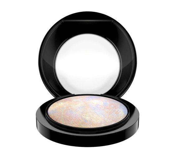 Rozświetlacz MAC Mineralize Skinfinish, 147 zł