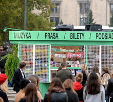 Małomiasteczkowy Kiosk Dawida Podsiadło możecie wylicytować na aukcji Allegro i tym samym wesprzeć WOŚP 2019