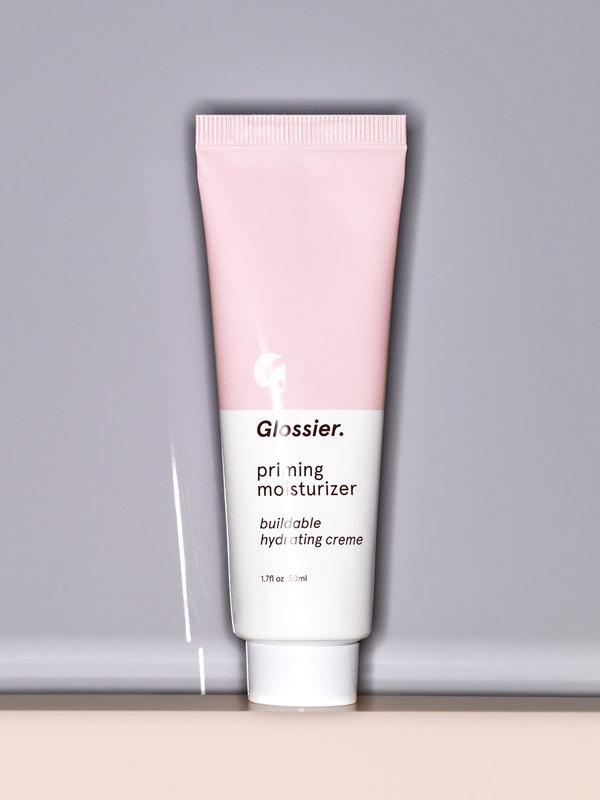 Krem i baza nawilżaja Priming Moisturizer Glossier, ok. 80 zł