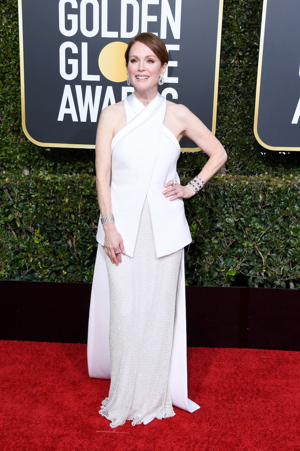 Złote Globy 2019: Julianne Moore w kreacji Givenchy Haute Couture