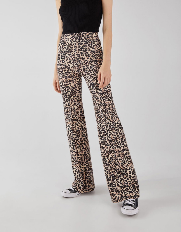 Spodnie Bershka, 44,90 zł z 89,90 zł