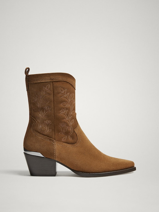 Zamszowe kowbojki Massimo Dutti, 619 zł