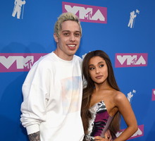 Ariana Grande i Pete Davidson zerwali zaręczyny! Para rozstała się po 6 miesiącach