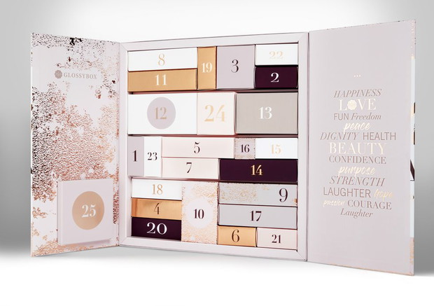 Kalendarz adwentowy Glossybox, ok. 370 zł