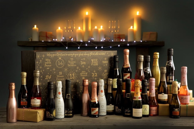 Kalendarz adwentowy z prosecco, ok. 600 zł