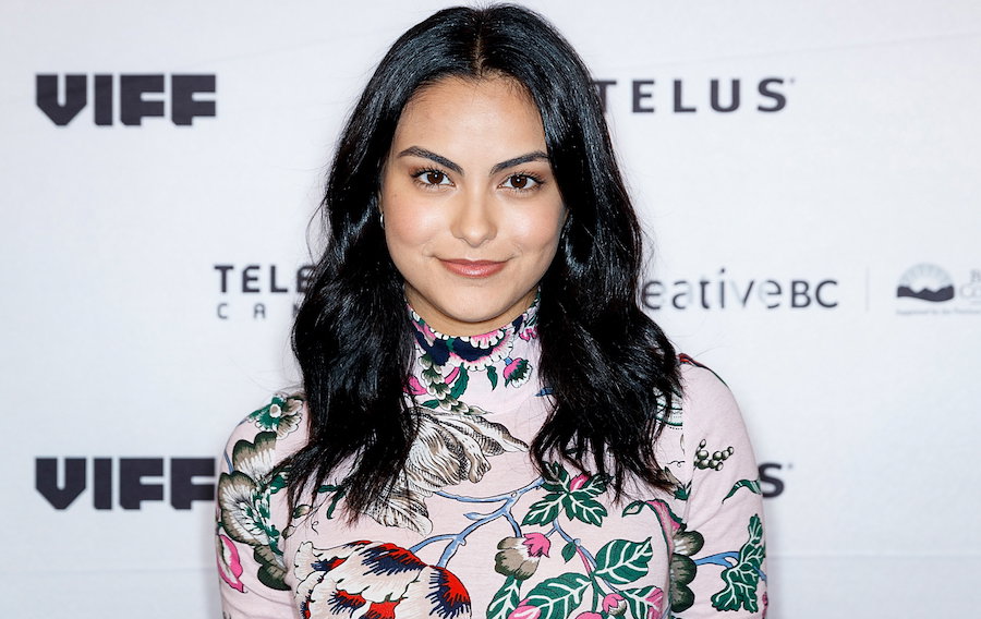 Camila Mendes z „Riverdale” wrzuciła pierwsze zdjęcie z chłopakiem!