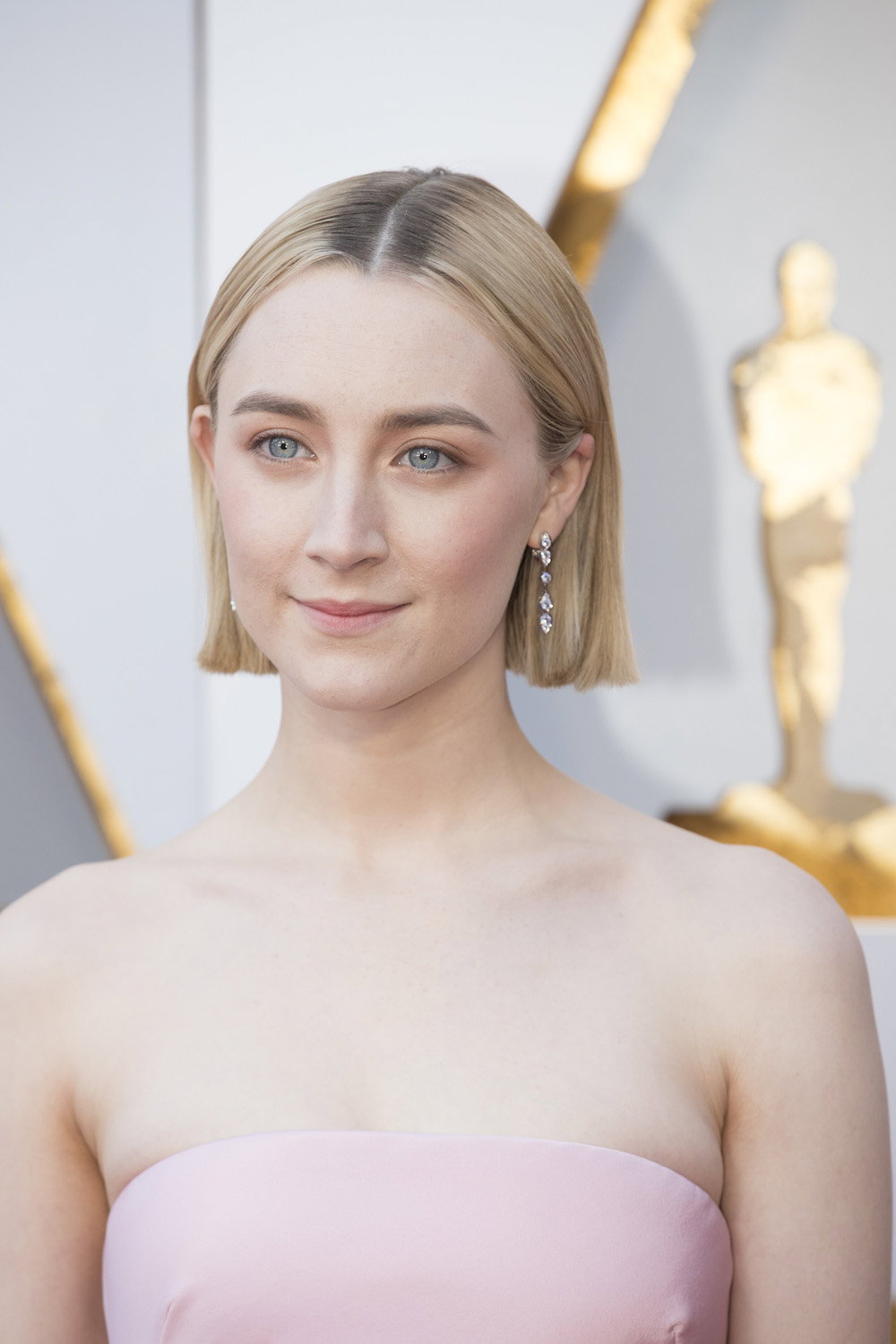 Oscary 2018: Saoirse Ronan w subtelnym różowym make-upie